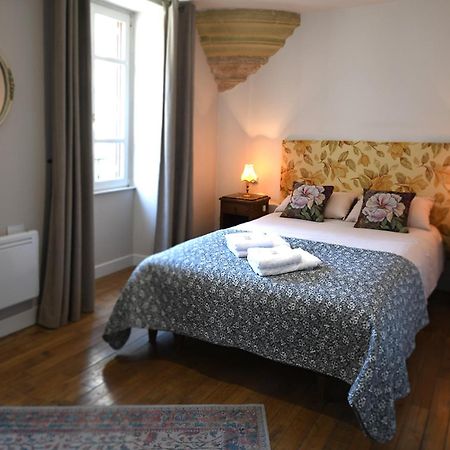 Pat A Touille Bed & Breakfast Treignac Exterior foto