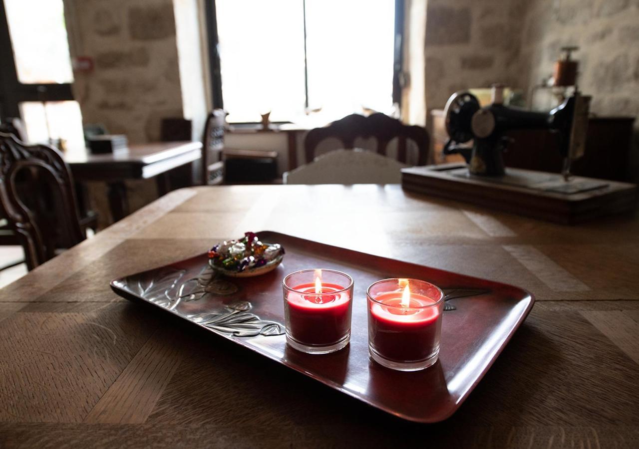 Pat A Touille Bed & Breakfast Treignac Exterior foto